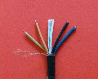 201704181529332043 201704181529332043